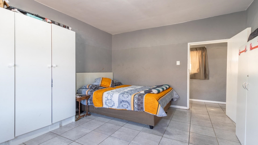 2 Bedroom Property for Sale in Churchill Estate Western Cape